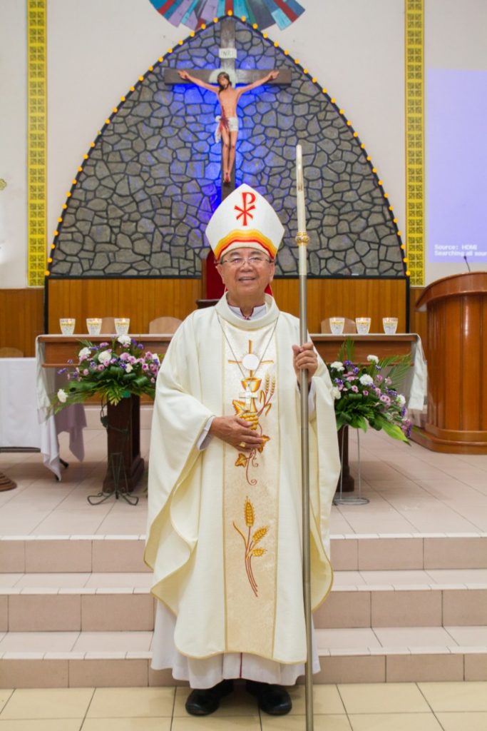 YM Bapa Uskup Cornelius Piong